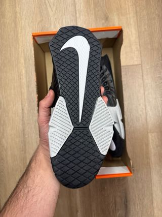 Nike Savaleos Scarpe Taglia 38 Nuove