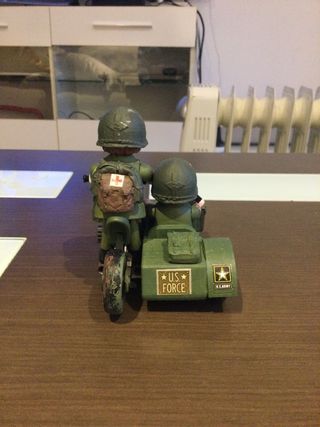 Playmobil Moto con Sidecar y Soldados