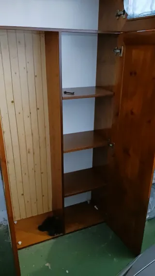 Armario madera maciza nuevo