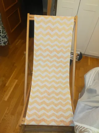 Tumbona plegable tela y madera. Tengo 2 hamacas.