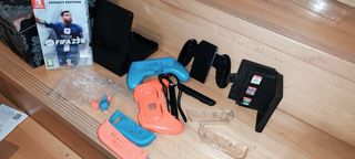 Nintendo Switch Azul y Rojo + Accesorios