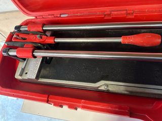 Cortador de azulejos RUBI 920 mm Usada en una vez