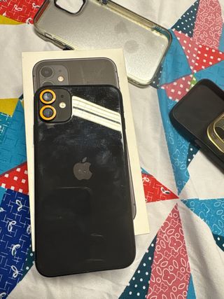 iPhone 11 Negro (Pantalla falla) pero no siempre