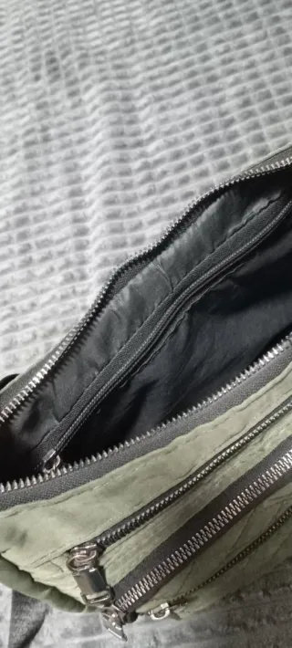 Bolso bandolera acolchado verde