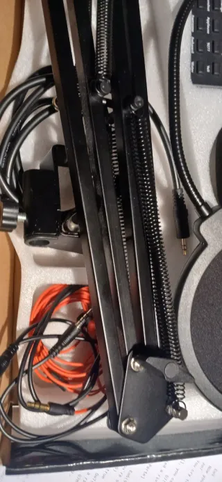 Live Sound Card V8K con microfono