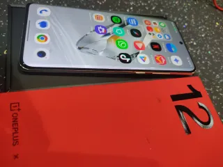 OnePlus 12