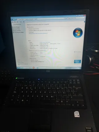 Portátil HP gris NC6320 + webcam