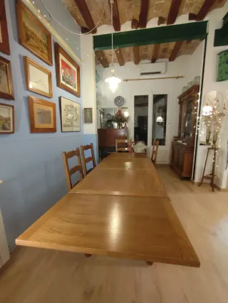 Mesa de comedor extensible de madera Sillas incl.