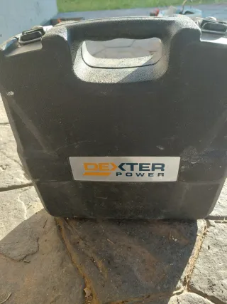 Taladro a batería con maletín y cargador