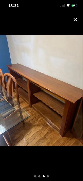 Mueble de salón de madera