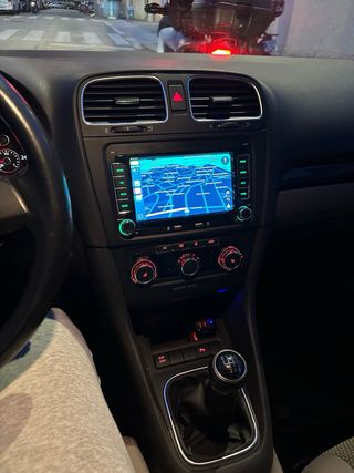 Volkswagen Golf 2009 (etiqueta C)