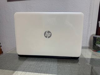 Portátil HP Notebook 15 (LEER)