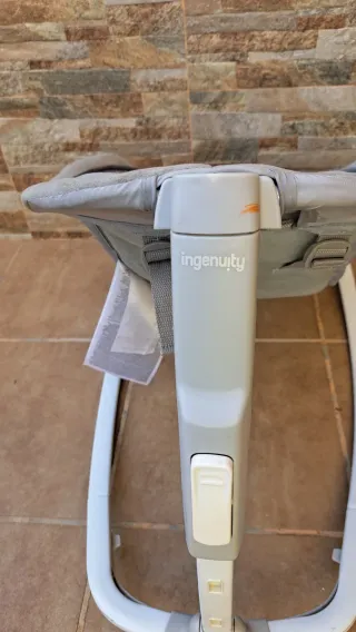 Hamaca para bebé gris con puntos blancos