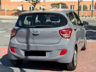 Hyundai I10 Gris