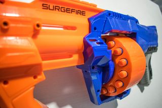 Pistola de juguete Nerf Elite Surgefire