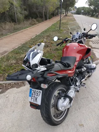 BMW R850R  Indestructible e impoluta