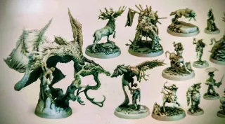 Miniaturas rol Warhammer Dragon y monstruos
