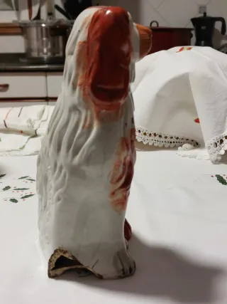 Coppia di cani Staffordshire in ceramica