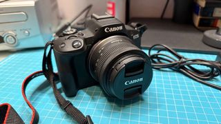 Canon EOS R50 Kit Creador Contenido
