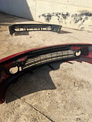 Parachoques delantero Peugeot 306