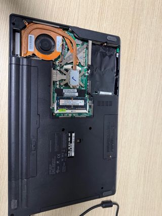 Portátil Lenovo ThinkPad i5 2GB RAM