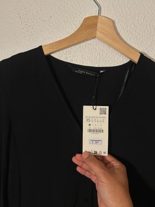 Vestido Zara Negro Plisado