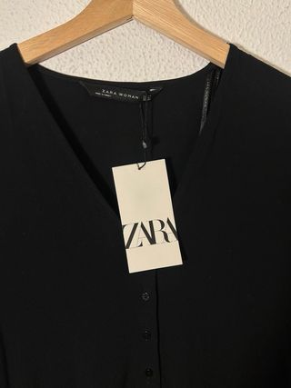 Vestido Zara Negro Plisado