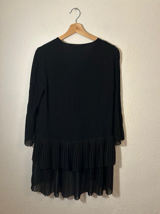 Vestido Zara Negro Plisado