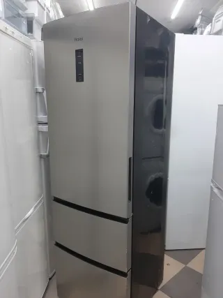 Nevera Haier plateada