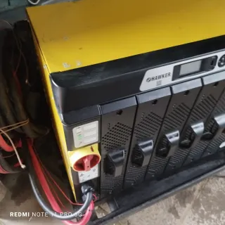 Cargador Hawker para carretillas