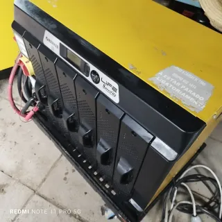 Cargador Hawker para carretillas