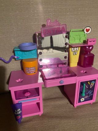 Tocador Barbie Extra con Accesorios
