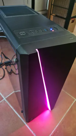 PC Gaming con Disco Duro 4TB