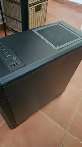 PC Gaming con Disco Duro 4TB