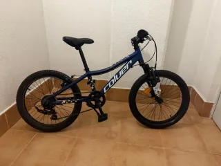 Bicicleta color azul