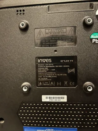 TV Inves 32" LED y Chromecast- ¡Buen estado!