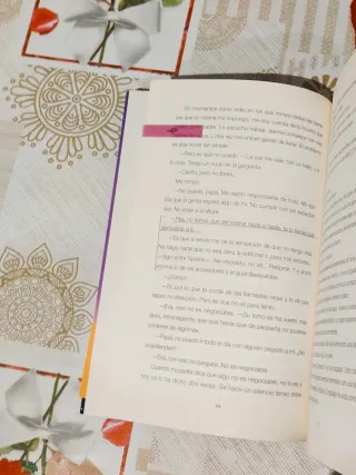 Tan cerca de ti / Close to You (Spanish Edition)