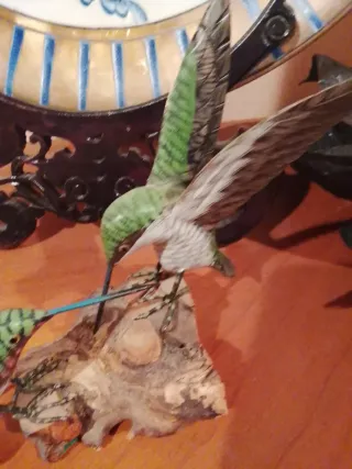 Figura de colibríes decorativa