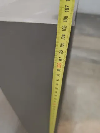 Estantería de pared gris madera