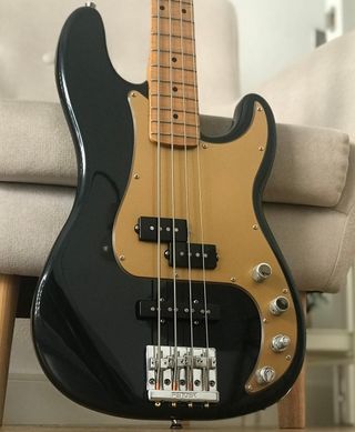 Fender Deluxe Precision Bass Special