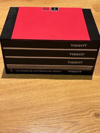 Reloj Tissot T-Race Negro y Dorado