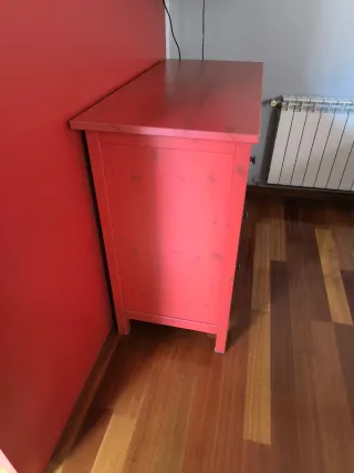 Cómoda Hemnes Ikea Roja