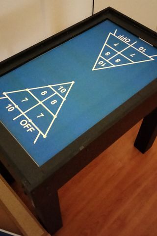 Futbolín, hockey de aire, ping pong y bolos