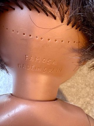 Vecchia bambola neonata Famosa