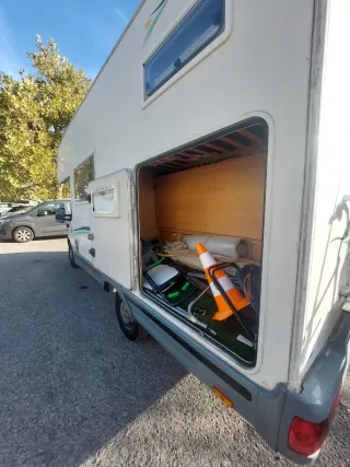 Autocarava capuchina