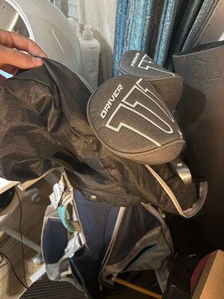 Bolsa de golf Wilson con carro y palos