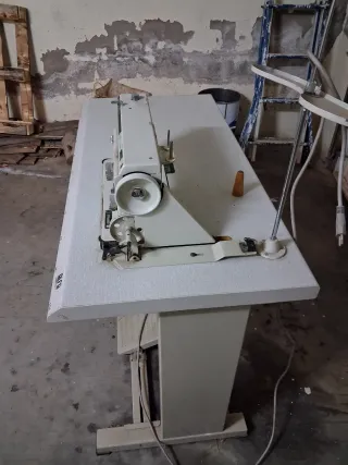 Máquina de coser Alfa Zig-Zag Años 70/80