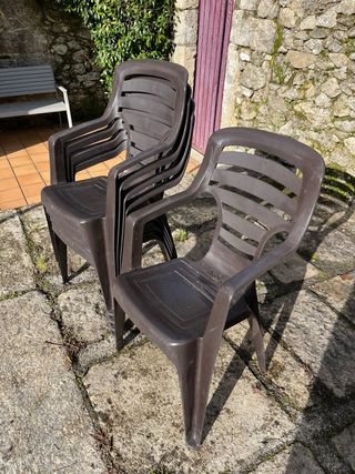 Sillas de jardín apilables blancas