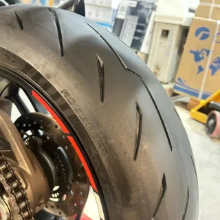 Ducati Monster 1200 Roja