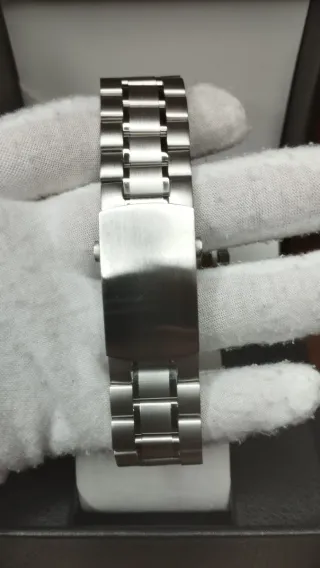 Reloj Seiko Mod Speedmaster Negro y Blanco